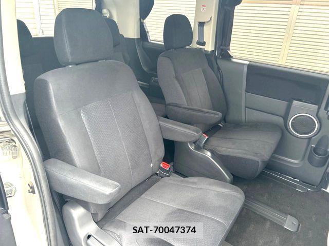 Mitsubishi DELICA 2016-12 7562057-8