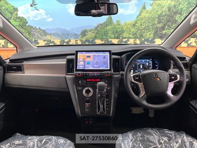 Mitsubishi DELICA 2026-04 7562051-1