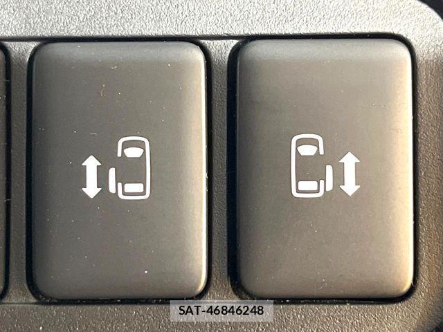 Mitsubishi DELICA 2023-03 7562056-4