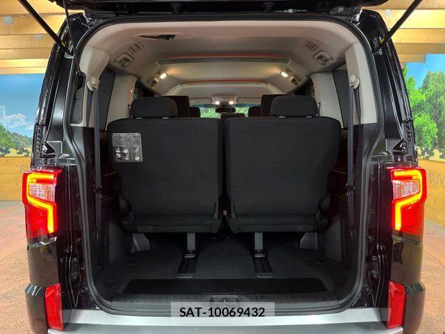 Mitsubishi DELICA 2022-10 7562052-10