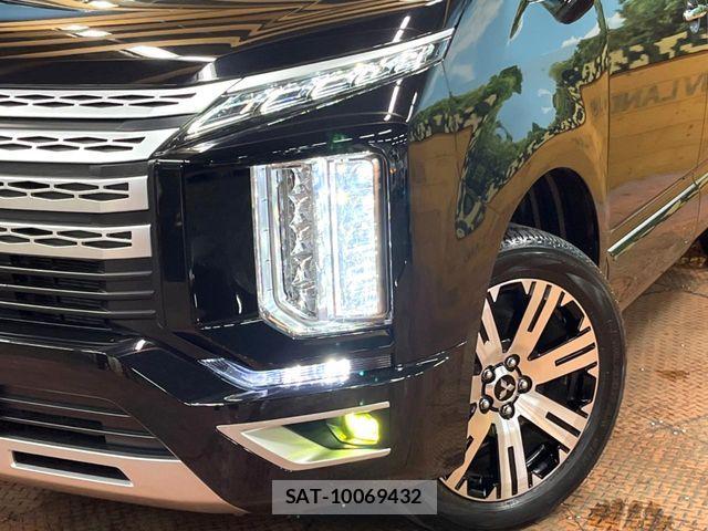 Mitsubishi DELICA 2022-10 7562052-13