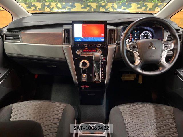 Mitsubishi DELICA 2022-10 7562052-1