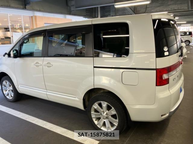 Mitsubishi DELICA 2012-02 7562058-6