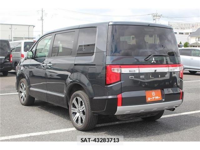 Mitsubishi DELICA 2025-11 7562049-11