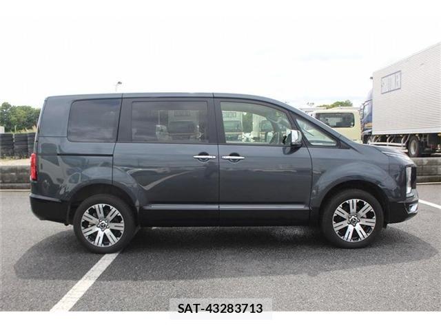 Mitsubishi DELICA 2025-11 7562049-14