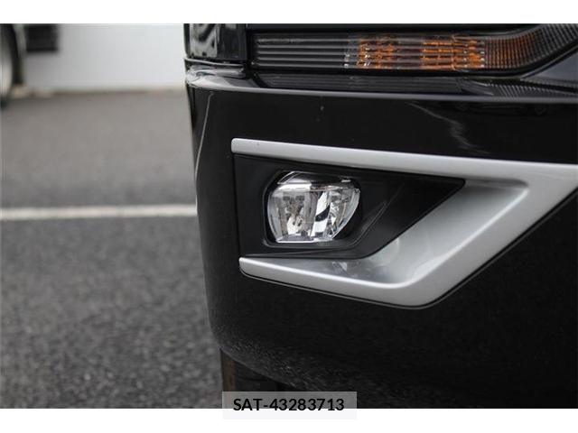 Mitsubishi DELICA 2025-11 7562049-24