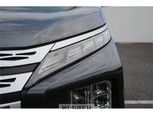 Mitsubishi DELICA 2025-11 7562049-26