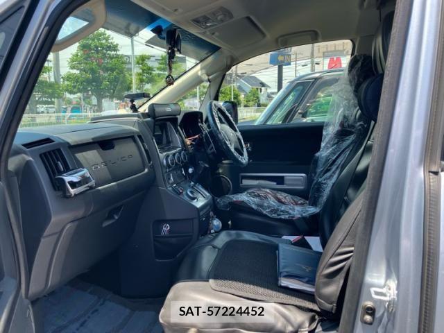 Mitsubishi DELICA 2007-10 7616239-28