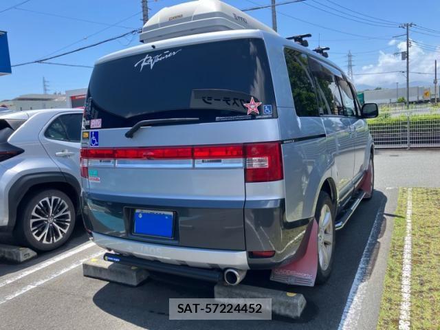 Mitsubishi DELICA 2007-10 7616239-3