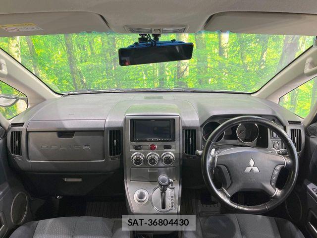 Mitsubishi DELICA 2014-02 7616236-1