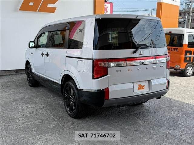 Mitsubishi DELICA 2025-07 7616198-12