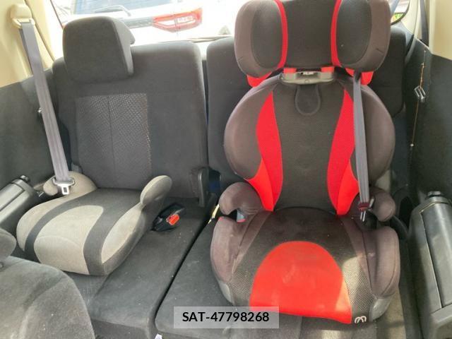 Mitsubishi DELICA 2015-03 7616238-11