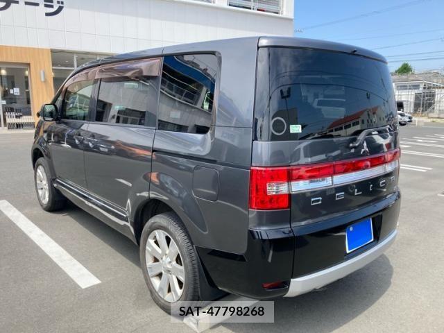 Mitsubishi DELICA 2015-03 7616238-3