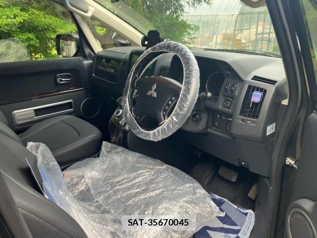 Mitsubishi DELICA 2015-12 7616234-10