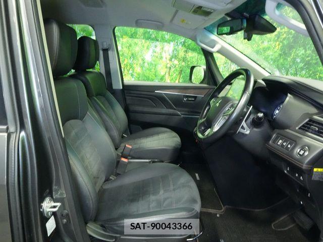 Mitsubishi DELICA 2021-09 7616217-26