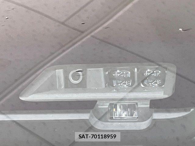 Mitsubishi DELICA 2024-05 7616221-2