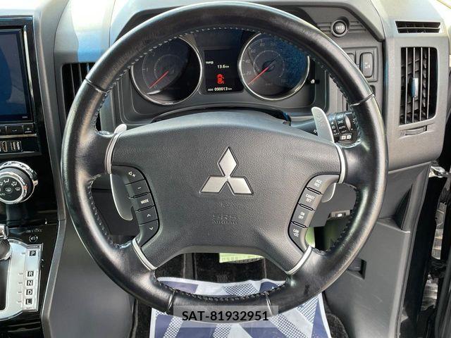 Mitsubishi DELICA 2017-05 7616233-10