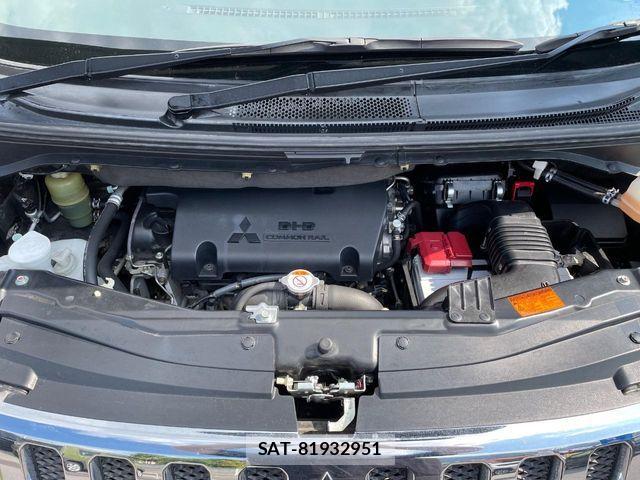 Mitsubishi DELICA 2017-05 7616233-17