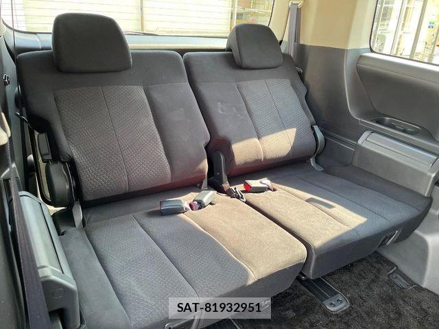 Mitsubishi DELICA 2017-05 7616233-8