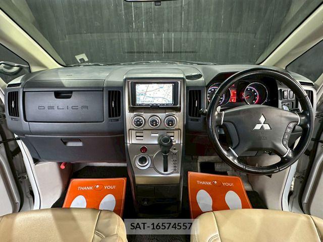 Mitsubishi DELICA 2007-12 7616242-4