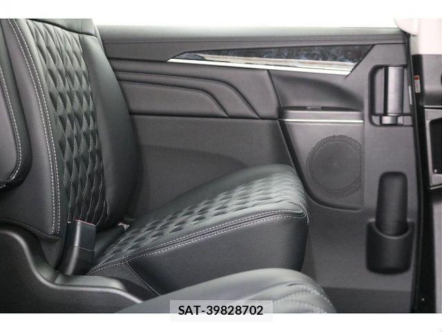 Mitsubishi DELICA 2025-06 7616194-14
