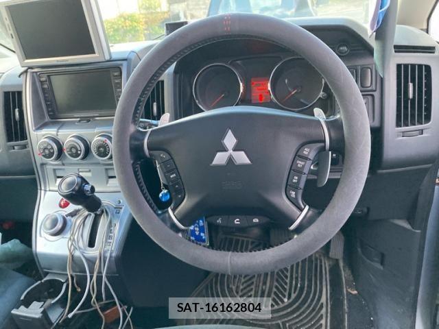 Mitsubishi DELICA 2007-07 7616244-15