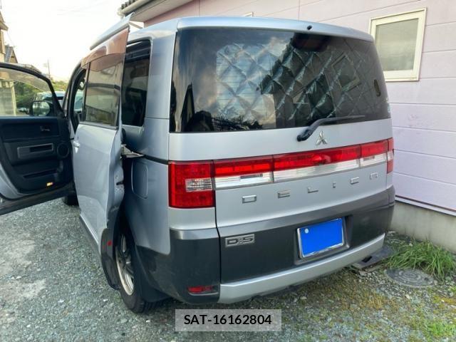Mitsubishi DELICA 2007-07 7616244-1