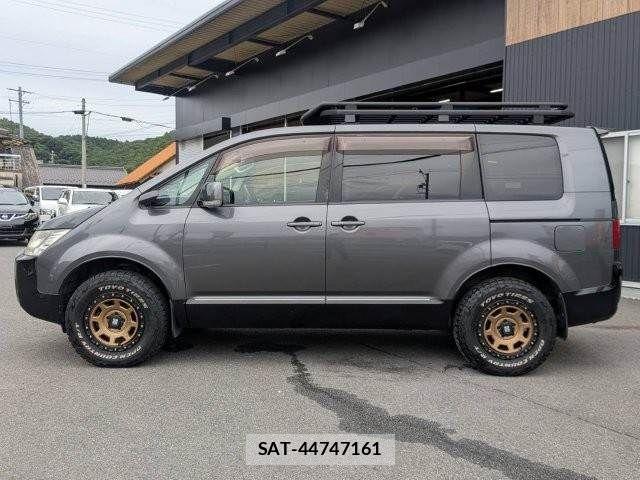 Mitsubishi DELICA 2013-03 7616237-22