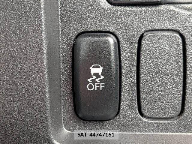 Mitsubishi DELICA 2013-03 7616237-4