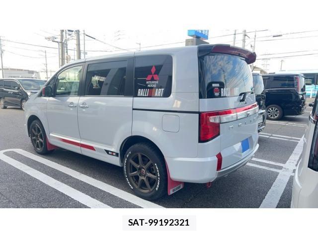 Mitsubishi DELICA 2022-12 7616216-4