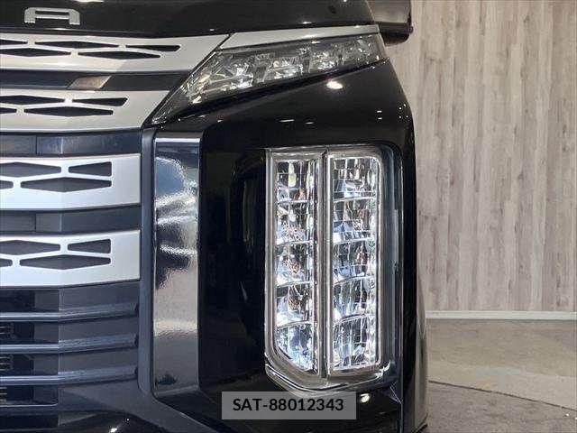 Mitsubishi DELICA 2019-06 7616229-24