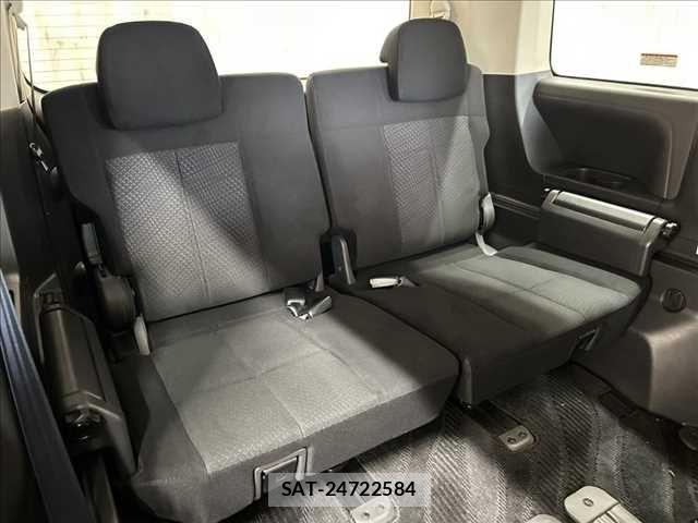 Mitsubishi DELICA 2017-03 7616235-13