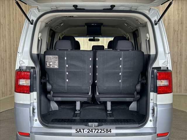 Mitsubishi DELICA 2017-03 7616235-14