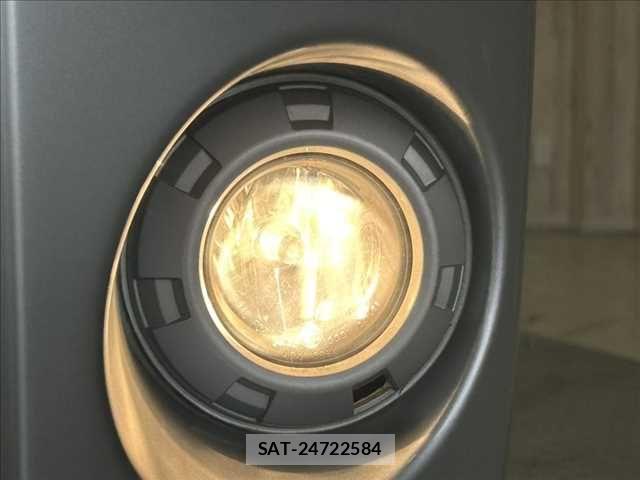 Mitsubishi DELICA 2017-03 7616235-17