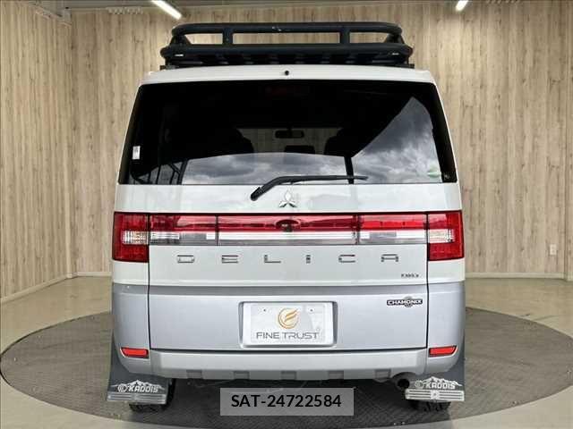 Mitsubishi DELICA 2017-03 7616235-22