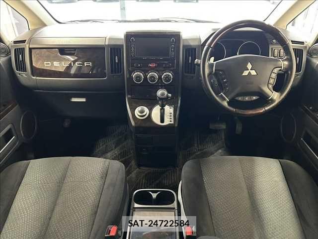 Mitsubishi DELICA 2017-03 7616235-2