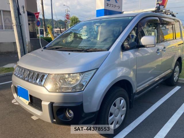 Mitsubishi DELICA 2009-11 7616246-3