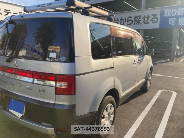 Mitsubishi DELICA 2009-11 7616246-7