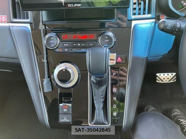Mitsubishi DELICA 2024-06 7616227-26