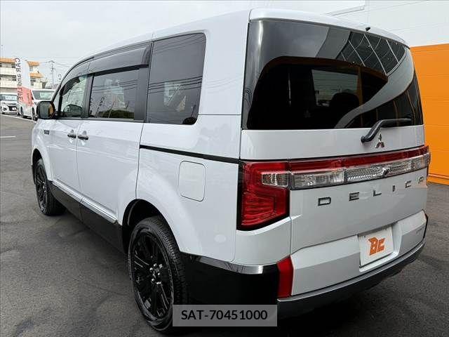 Mitsubishi DELICA 2025-04 7616197-12