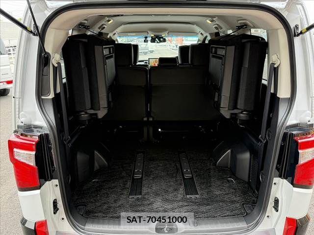 Mitsubishi DELICA 2025-04 7616197-21