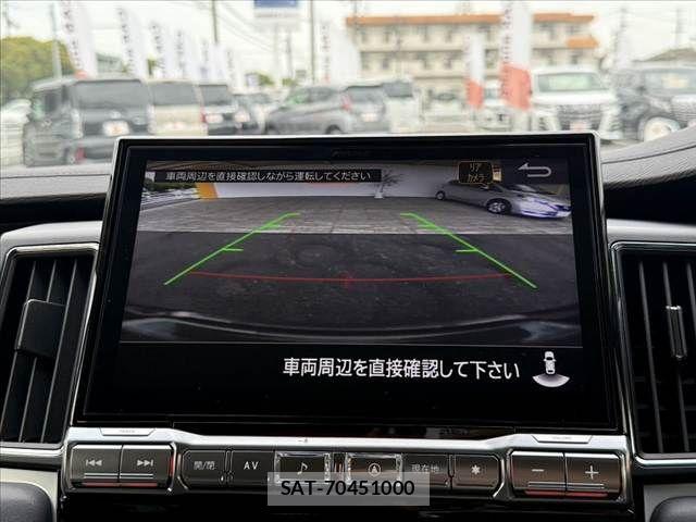 Mitsubishi DELICA 2025-04 7616197-4