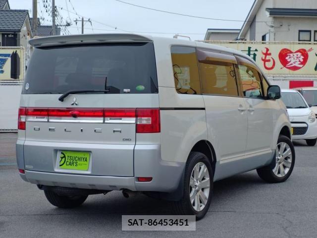 Mitsubishi DELICA 2015-10 7616231-1
