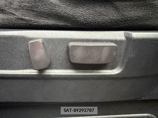 Mitsubishi DELICA 2011-12 7722791-12