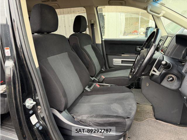Mitsubishi DELICA 2011-12 7722791-15