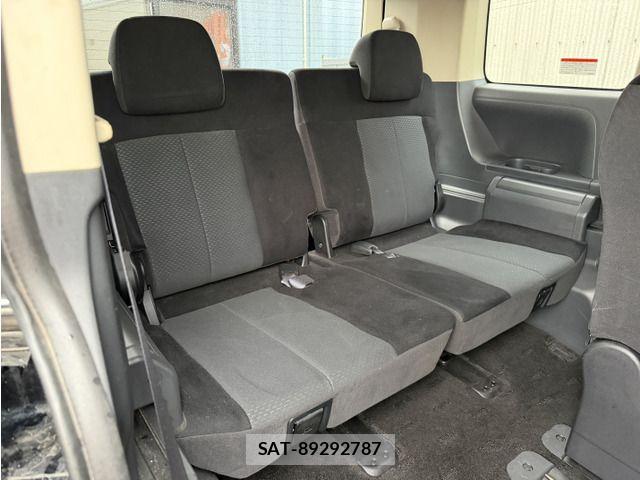 Mitsubishi DELICA 2011-12 7722791-17