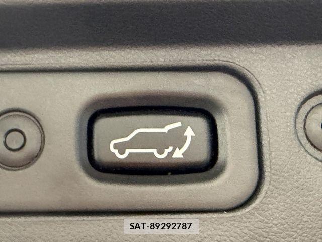 Mitsubishi DELICA 2011-12 7722791-8