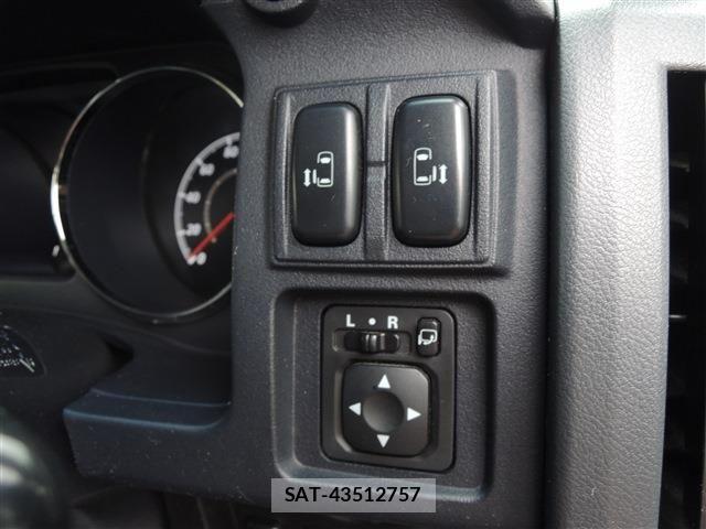 Mitsubishi DELICA 2010-02 7722794-23