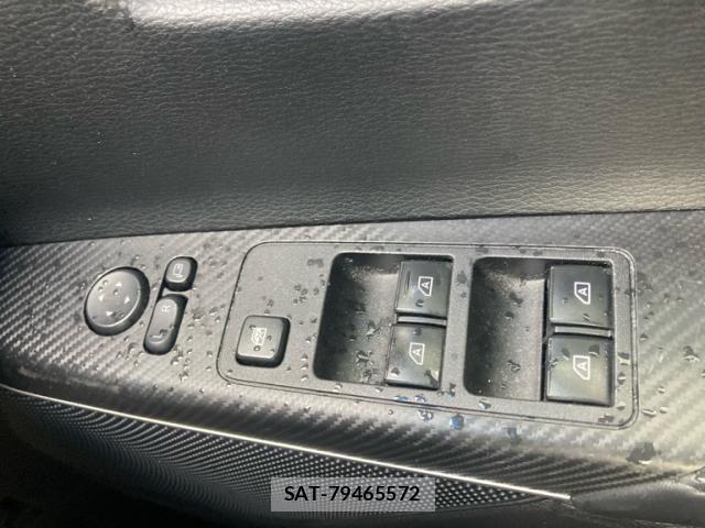 Mitsubishi DELICA 2020-05 7722781-13