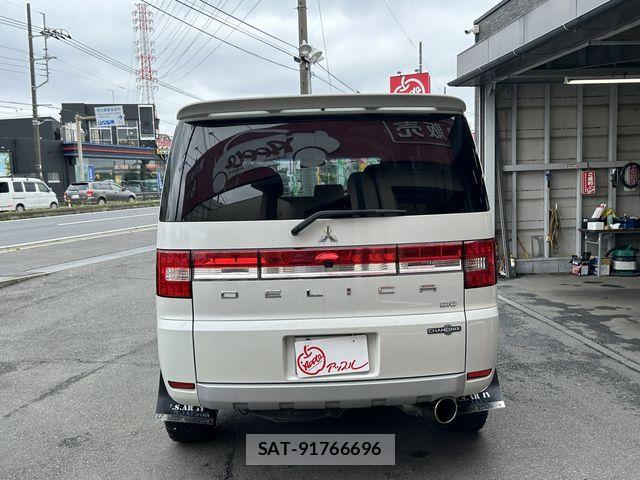 Mitsubishi DELICA 2015-12 7722784-2